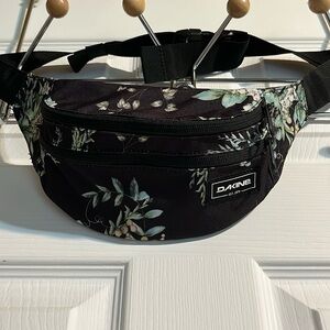 Crossbody hip bag by DAKINE